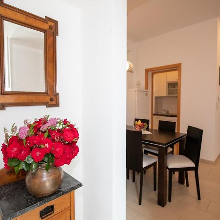 Apartment Marina With Sea View ลอฟราน ภายนอก รูปภาพ
